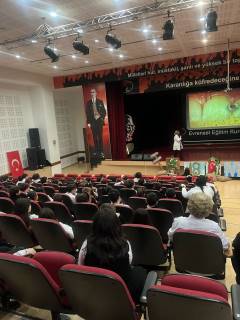 Evrensel Kolej